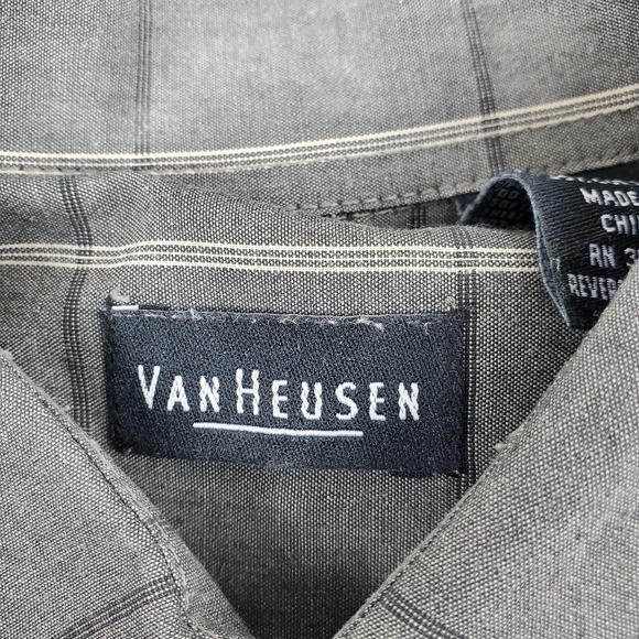 Van Heusen long sleeve button up shirt L - Picture 3 of 13